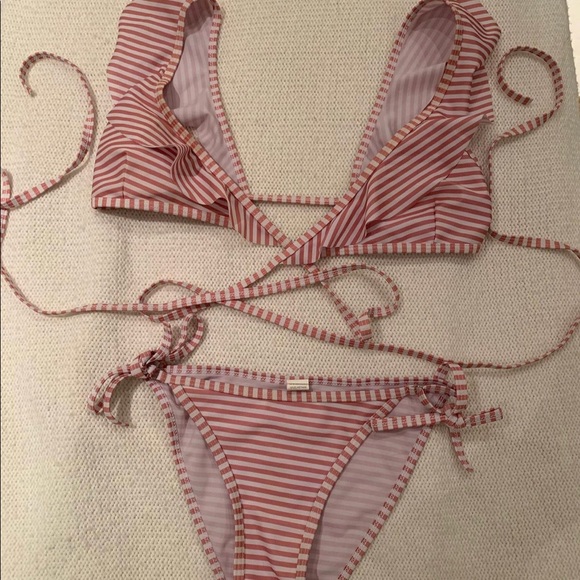 Zaful pink and white striped bikini size xs/s - Picture 2 of 2